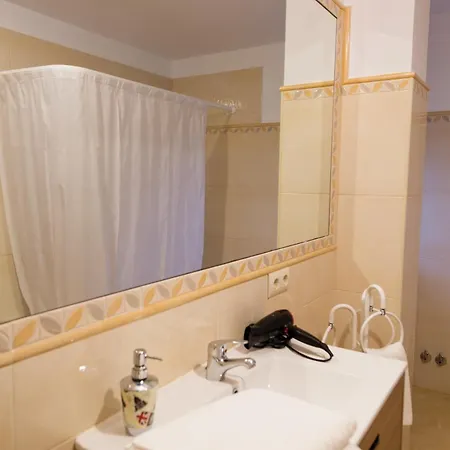 Apartamentos Playa De Cobreces Apartment