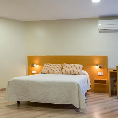 Apartamentos Playa De Cobreces * Cobreces